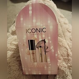 ICONIC London Mascara and Illuminator Set - Pink and Black